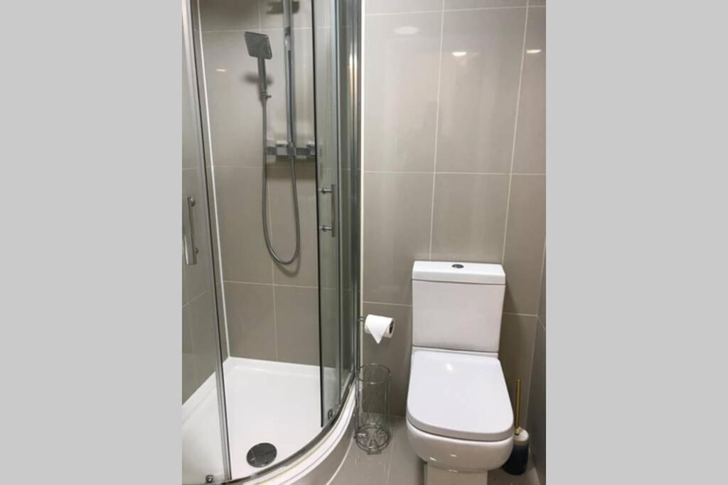 Marie'S Serviced Apartments- 2 Bedroom City Stay ベドフォード エクステリア 写真